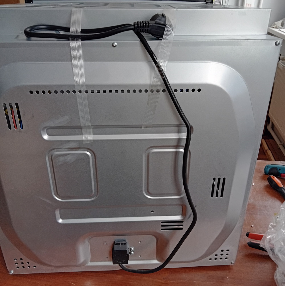 Духовой шкаф GRAUDE BK 60.2 EL